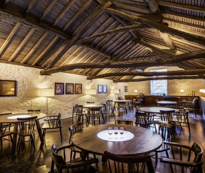 Porto: Cockburn's Cellar Tour Classic or Pairing Option - Choose Between Premium or Classic Tour