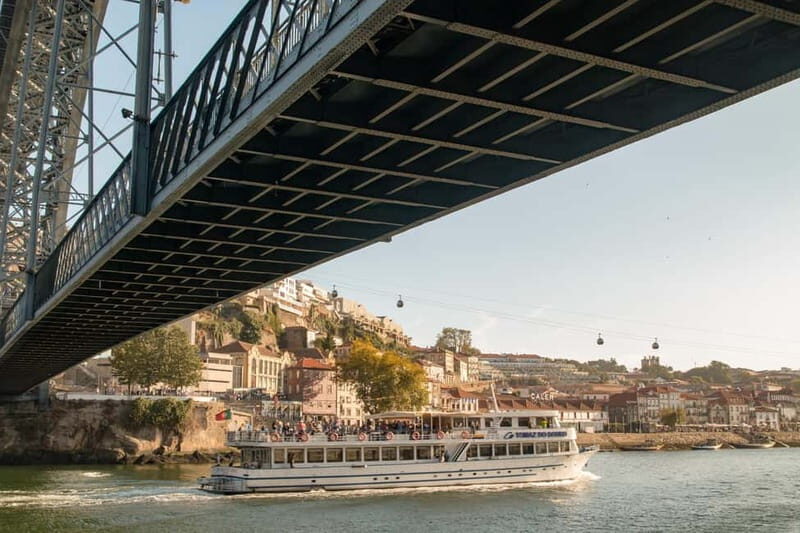 Porto: Cruise with Dinner & Live Music - Porto: Cruise with Dinner & Live Music – A Perfect Evening on the Douro
