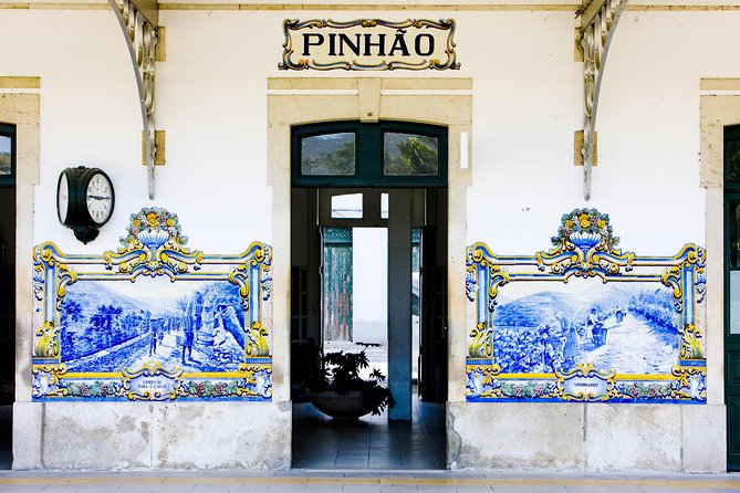 Porto: Day Trip to Douro Including Lunch and Rivercruise - Pickup and Meeting Point