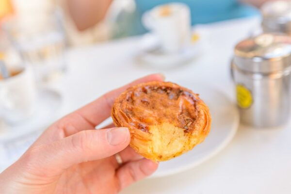 Porto: Delicious Food and Wine Walking Tour - Local Tastings