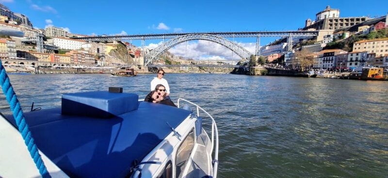 Porto: Douro private cruiser (only for you)6 bridges/sunset - A Calm, Personalized Way to Discover Porto’s Douro River