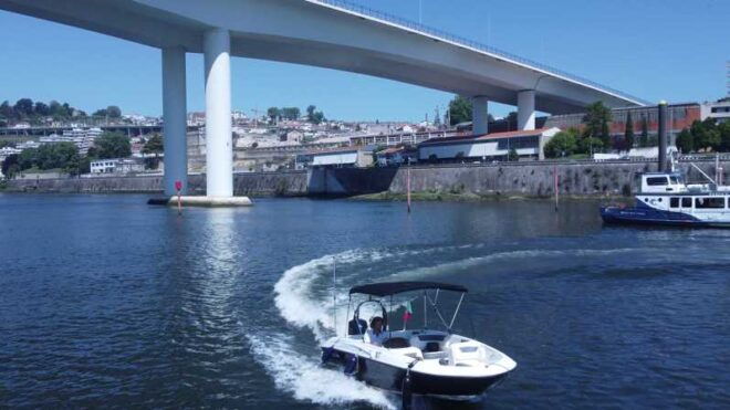 Porto: Douro River Boat Tour Cruise - Port Wine Tasting - Highlights and Features