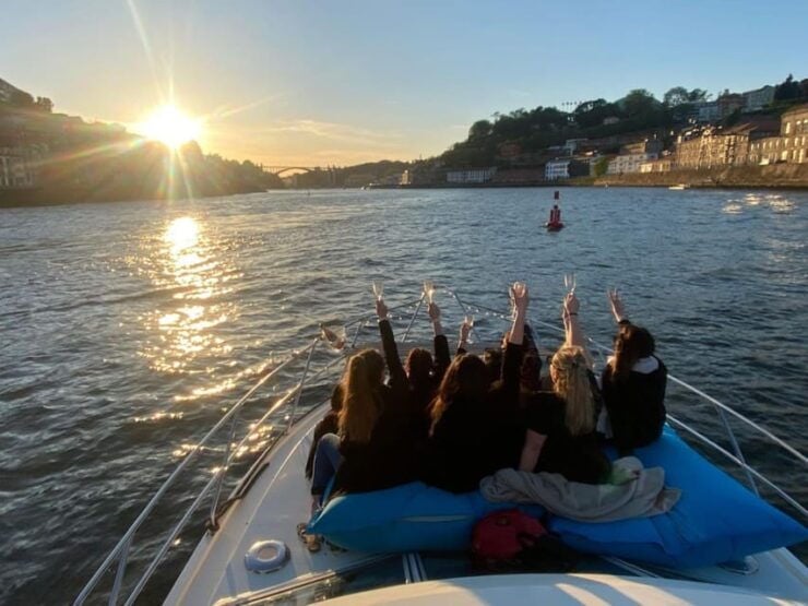 Porto: Douro River Cruise / Welcome Drink/With Sunset Option - Experience Highlights