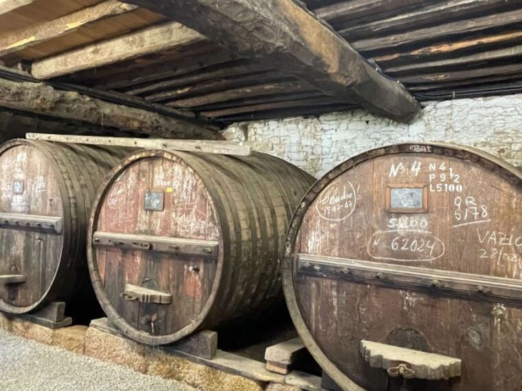 Porto: Douro Valley Tour with 3 Wineries and Lunch - FAQ