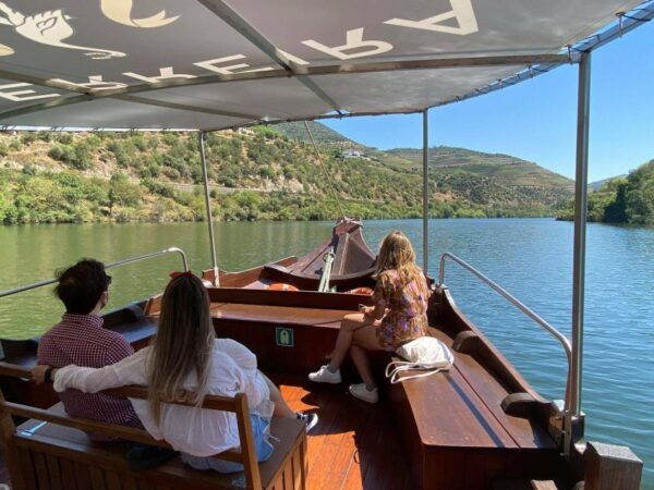 Porto: Douro Valley W/2 Small Wineries, Lunch and 1h Cruise - Cruising the Douro River: Unforgettable Views