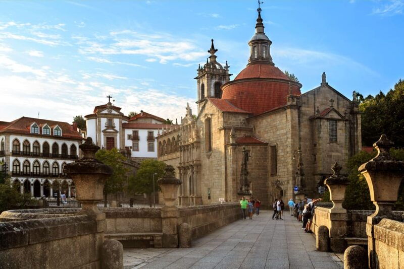 Porto: Douro Valley Wine Tour with Lunch, Tastings & Cruise - What Makes This Tour Stand Out?