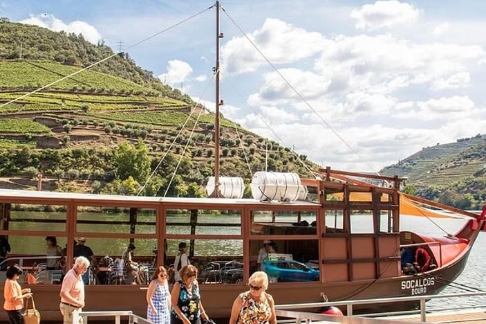 Porto: Douro Valley Wine Tour with Lunch Tastings & River Cruise - Pinhão and the Douro River cruise