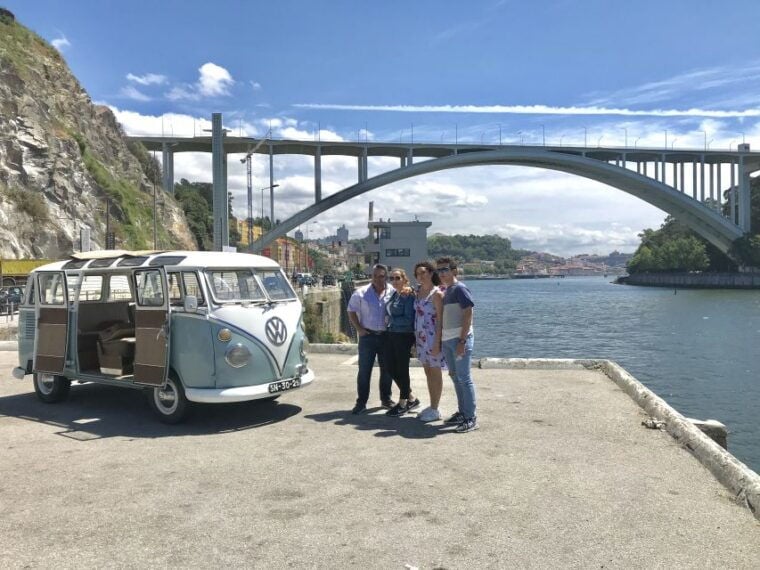 Porto: Exclusive Sightseeing Tour- VW Kombi (2 to 8 people) - Who Would Love This Tour?
