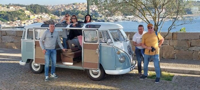 Porto: Exclusive Sightseeing Tour- VW Kombi (2 to 8 people) - FAQ
