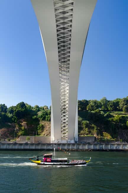 Porto: Explore 6 Iconic Bridges on an Authentic Rabelo Boat - Good To Know