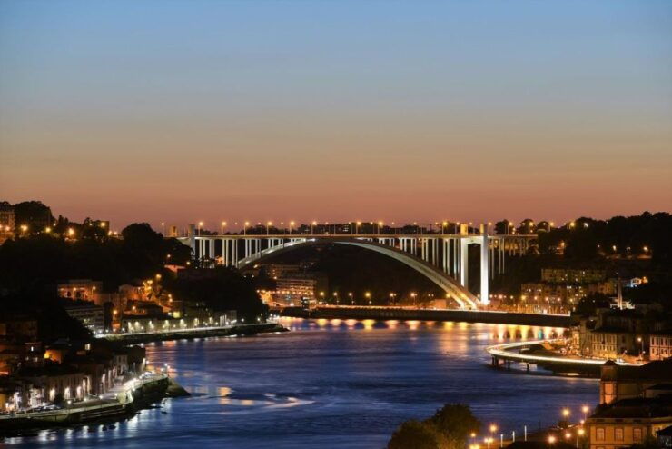 Porto Fado Night Show + Dinner - Experience Highlights