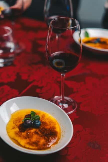 Porto: Fado Show & Dinner: A Night of Fado & Fine Dining - The Culinary Journey: Authentic Portuguese Flavors
