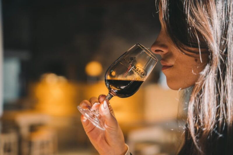 Porto: Fonseca Cellar Tour & Fado Show with Optional Dinner - The Wine Tasting: Sipping History and Culture