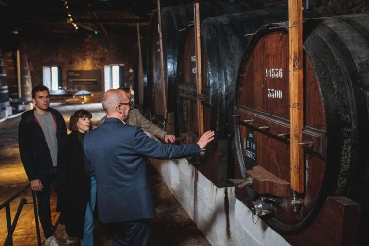 Porto: Fonseca Cellar Tour & Fado Show with Optional Dinner - Optional Dinner: A Taste of Portugal