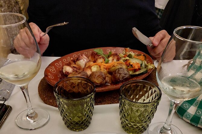 Porto Food Tour: Full Meal & Drinks - Do Eat Better Experience - Culinary Delights in Porto