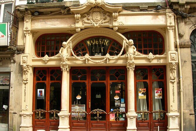 Porto (Gaia) Scavenger Hunt and Sights Self-Guided Tour - FAQs