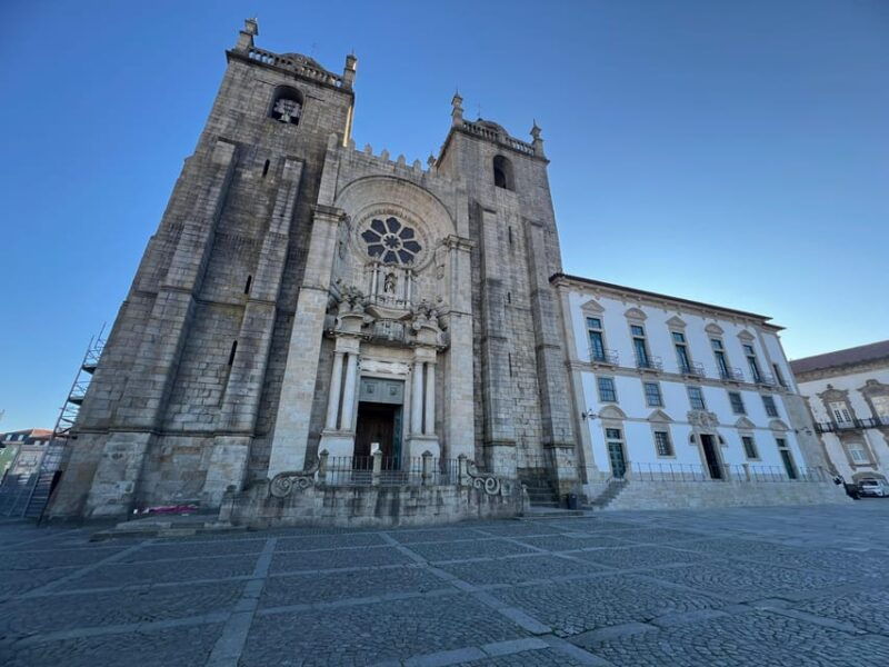 Porto: Guided City Highlights Walking Tour - The Porto Cathedral and Medieval Streets