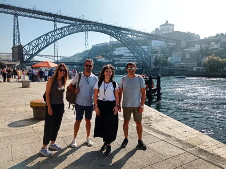 Porto Guided Tour With Porto Wine Tasting - Itinerary Highlights