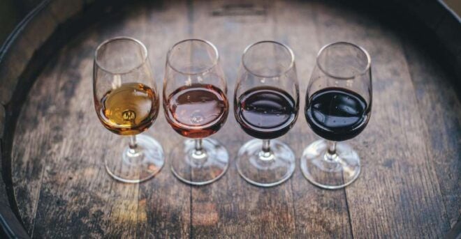 Porto Guided Walking Tour and Wine Tasting - Landmarks and Historical Sites