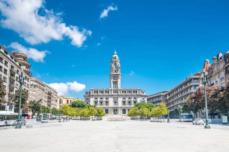 Porto: Half-Day Tour with Port Wine Cellar Visit and Tasting - Porto Cathedral (Sé) and Fernandina Wall  