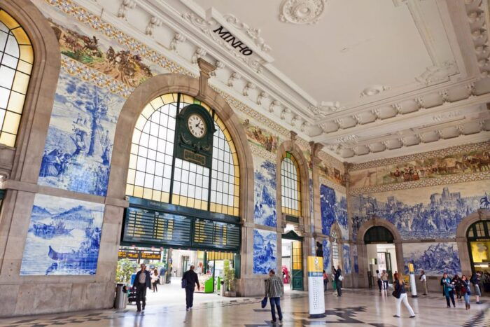 Porto: Half-Day Tour with Port Wine Cellar Visit and Tasting - Accessibility and Suitability  