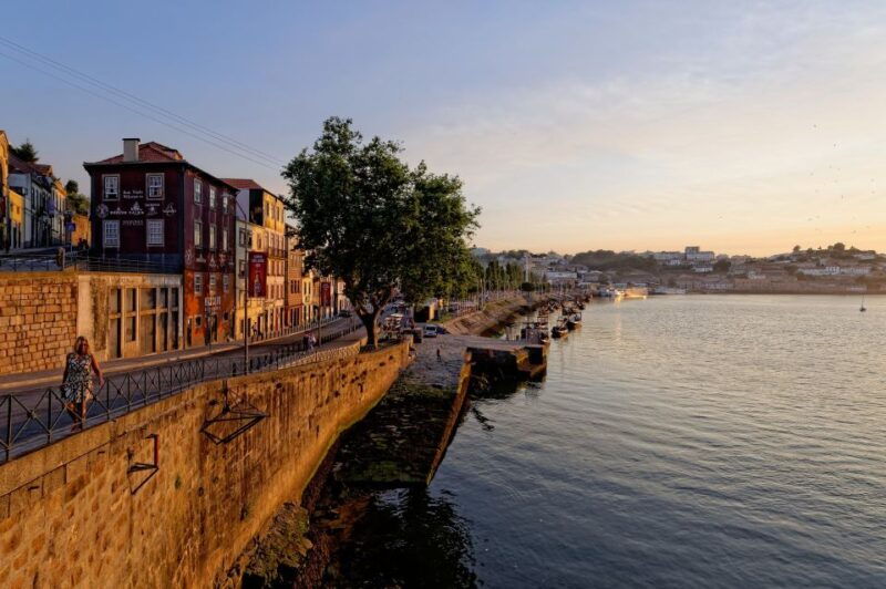 Porto Half Day Walking Tour: River Cruise & Wine Tasting - Good To Know