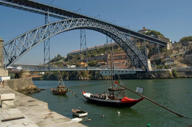 Porto Highlights and Tram - Private Tour - Good To Know