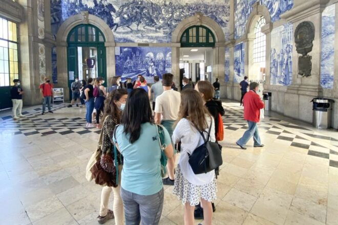 Porto: Historical Center Walking Tour - Exploring Medieval Streets