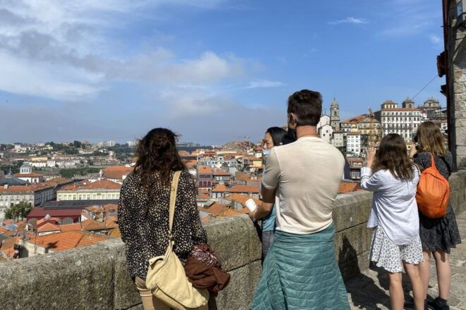 Porto: Historical Center Walking Tour - Marveling at Art Nouveau Buildings