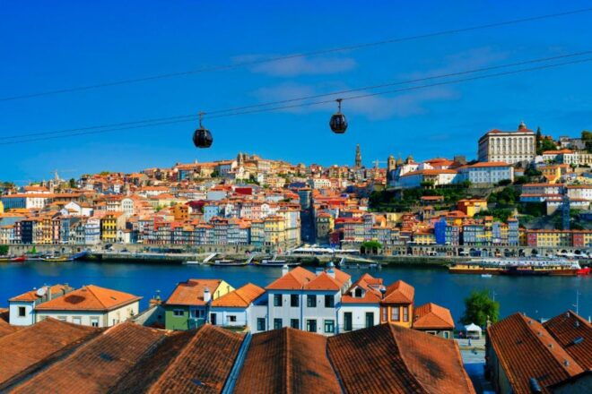 Porto: Insta-Perfect Walk With a Local - Tour Experience