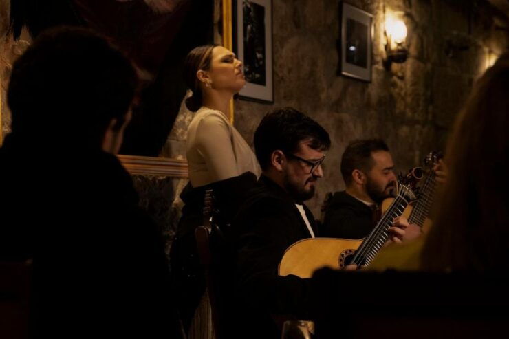 Porto: Intimate Fado Concert in a Typical Venue - Venue Details