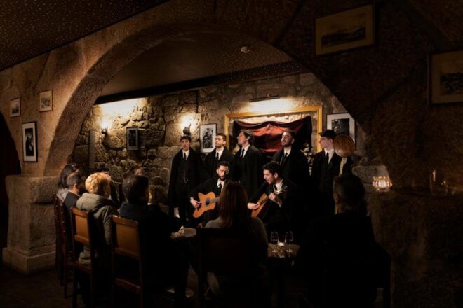 Porto: Intimate Fado Concert in a Typical Venue - Concert Highlights
