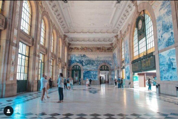 Porto: Monuments, Landmarks, and Cuisine Tour - Tour Overview