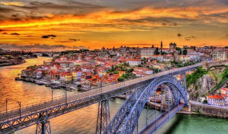 Porto Night Tour With Dinner and Fado Show - Tour Details