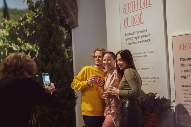 Porto: Pink Palace: The Eccentric World of Rosé Wine - Authentic Insights from Reviewers