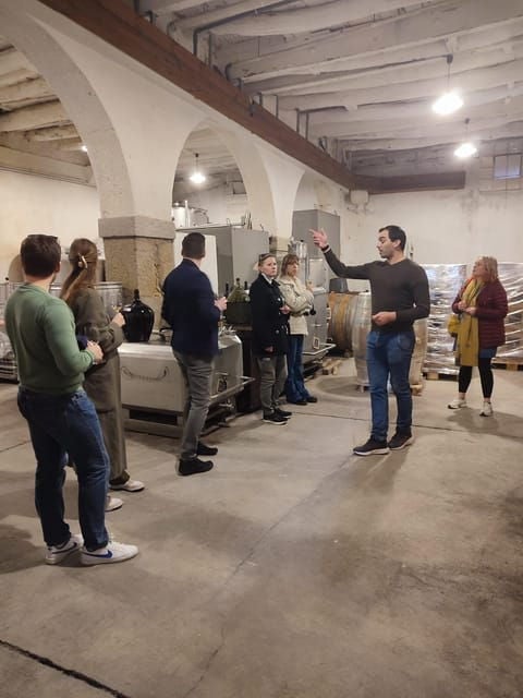 Porto: Port and Douro Wine Walking Tour with Tastings - FAQ About the Tour
