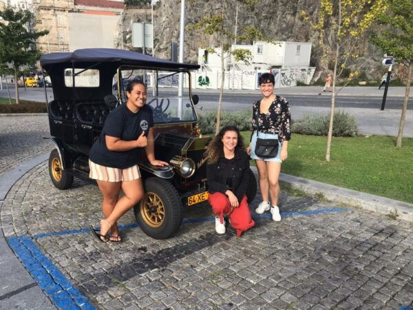 Porto: Porto & Vila Nova De Gaia Private Tour by Vintage Car - Reviews and Recommendations for the Vintage Car Experience
