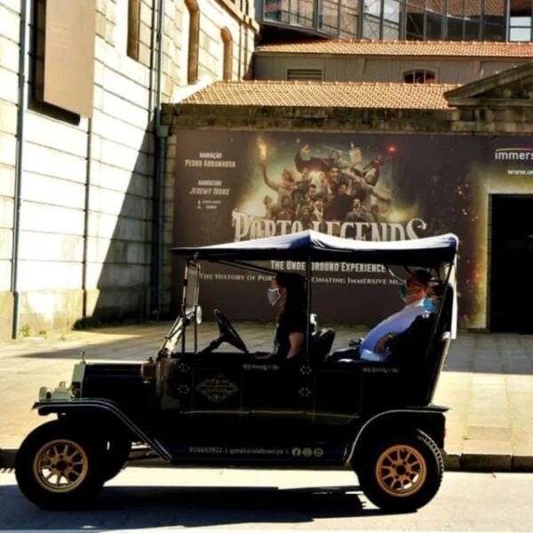 Porto: Porto & Vila Nova De Gaia Private Tour by Vintage Car - The Sum Up