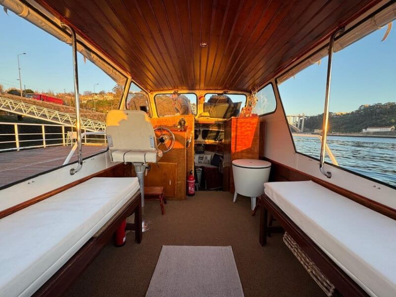 Porto Privado: Tuk Tuk e barco com guias locais - The Experience: Authentic, Engaging, and Memorable