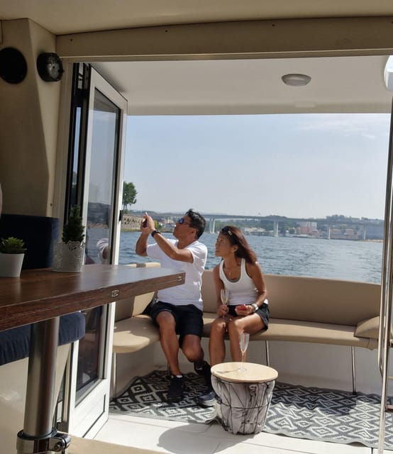 Porto: Private 6 Bridges Tour, welcome drink & sunset option - Who Would Love This Tour?
