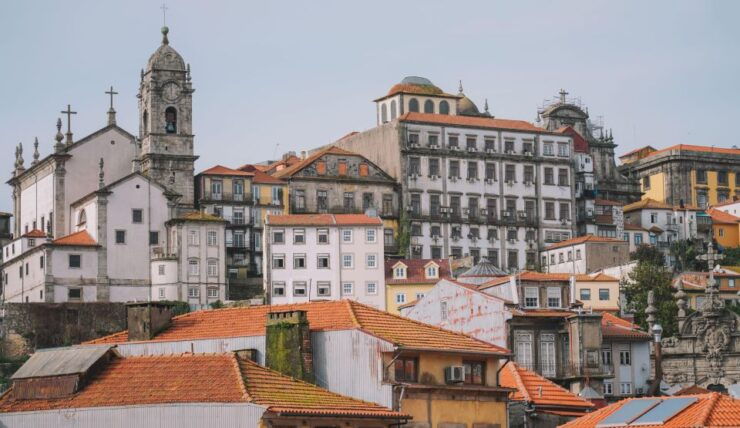 Porto: Private Architecture Tour With a Local Expert - Meeting Point and Tour Flexibility