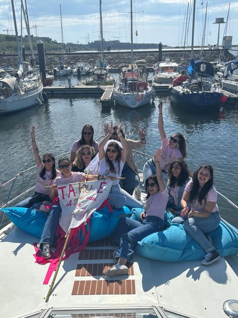 Porto: Private Bachelorette Party in Douro - Cruise Highlights
