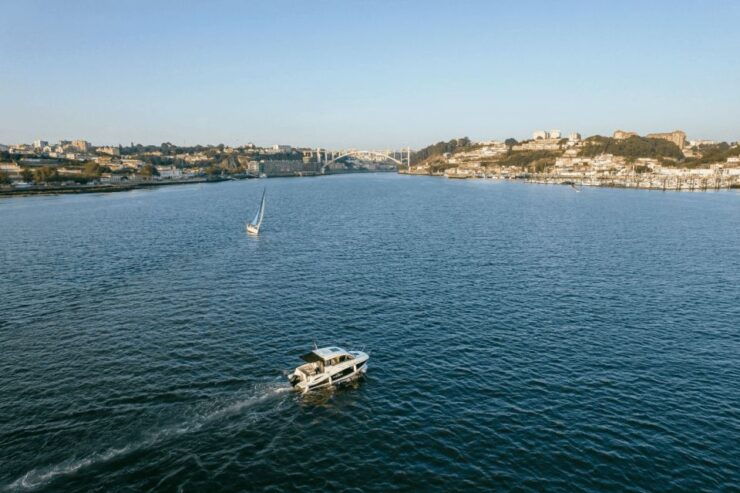 Porto: Private Boat Tour in Douro River - Tour Duration and Guide Information