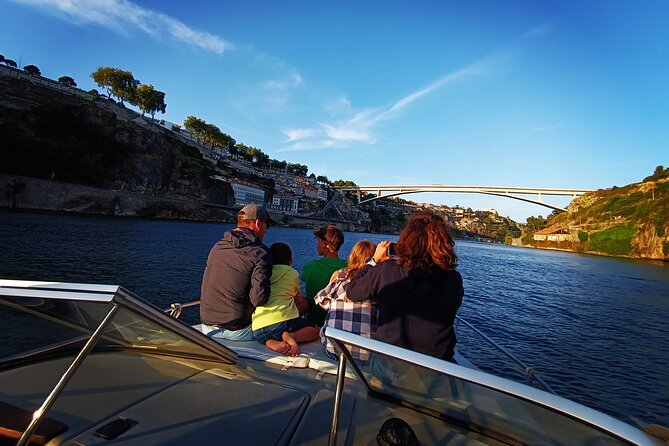 Porto: Private Boat Trip 1h30m Between Foz and Ribeira - Pricing and Availability Information