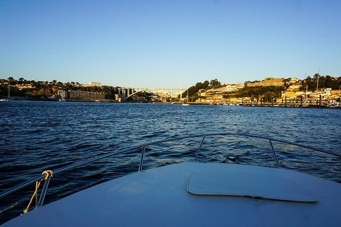 Porto: Private Boat Trip From Afurada to D. Luís Bridge (1h) - Stunning Boat Trip Experience