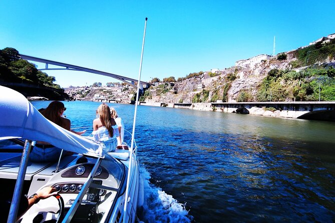 Porto: Private Boat Trip Through Bridges and Douro River (2h) - Meeting Point Details