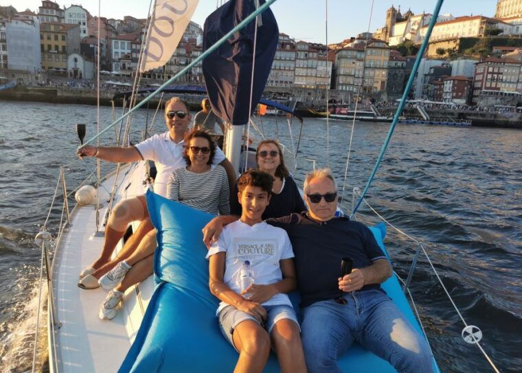 Porto: Private Douro River Charming Cruise w/wine tasting 8p - Why This Tour Is a Great Choice