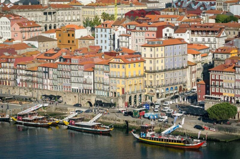 Porto: Private & Flexible Walking Tour in Historic Center - Vibrant Neighborhoods and Local Life