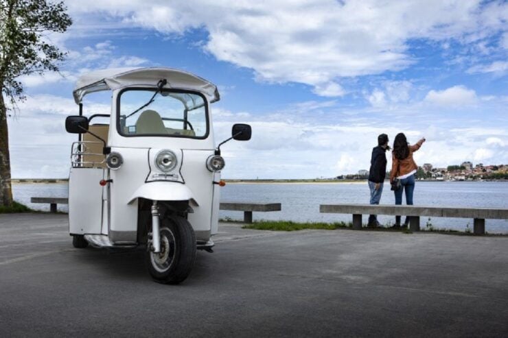 Porto: Private Sightseeing Tour by Electric Tuk Tuk - Highlights