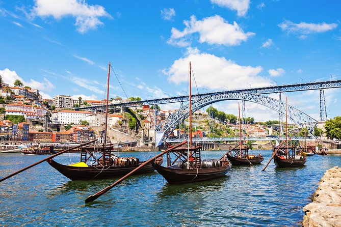 Porto Private Tour From Lisbon With Douro Cruise and Wine Tasting Included - Douro River Cruise